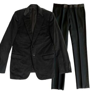 GUCCI Embossed Velvet Tuxedo Jacket Sz 42R / Wool Trouser Sz 34 Tall / Slim Fit